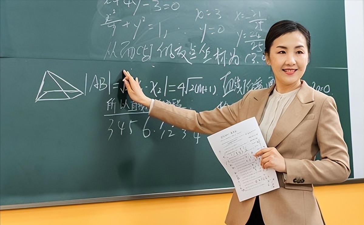 10年暴增66倍，1114万人报考，已成无用证书的教资，为何还那么火