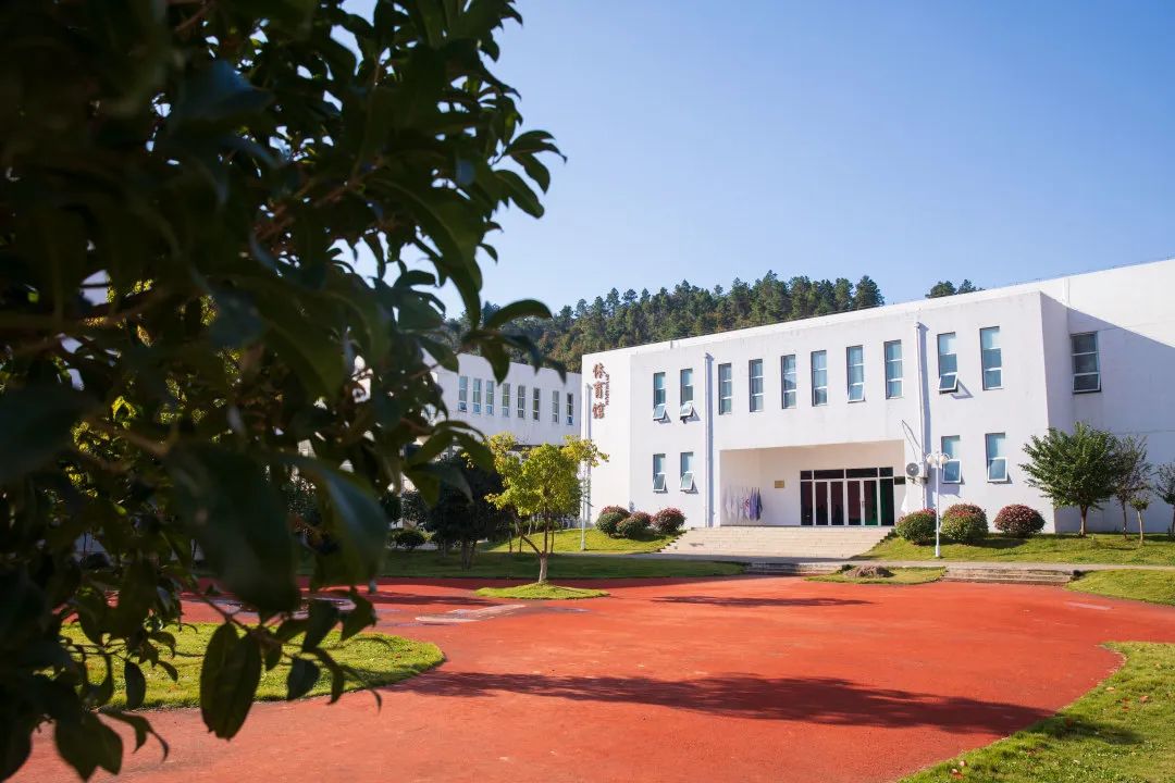 梦想开始的地方适合毕业典礼吗,二七一教育集团南京宇通实验学校