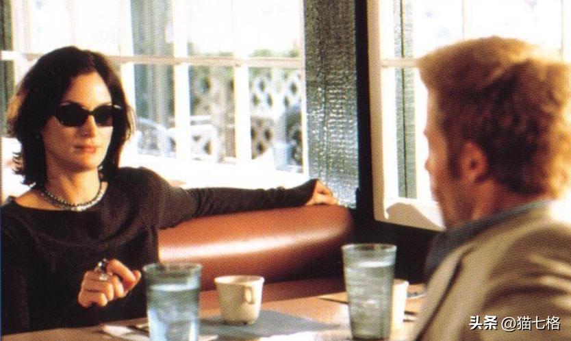 韩国悬疑烧脑电影推荐,高分科幻悬疑烧脑电影解说