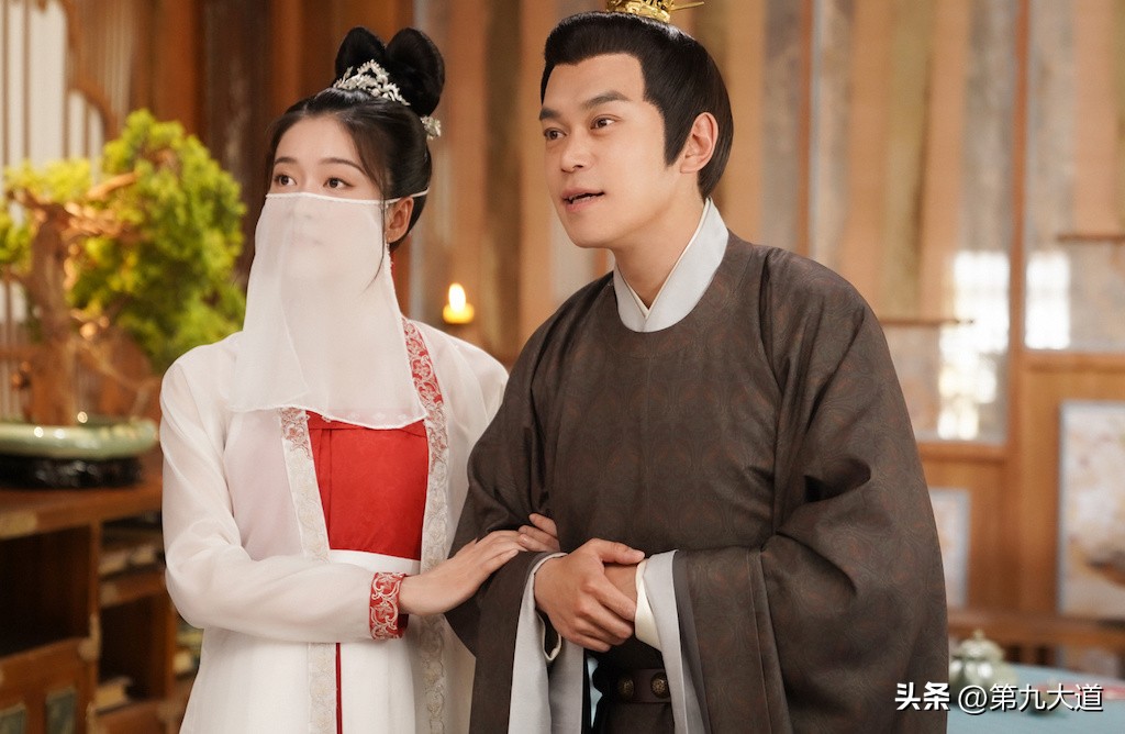 邢昭林新剧刚开播差评一片，看十分钟就弃剧，问题出在哪？