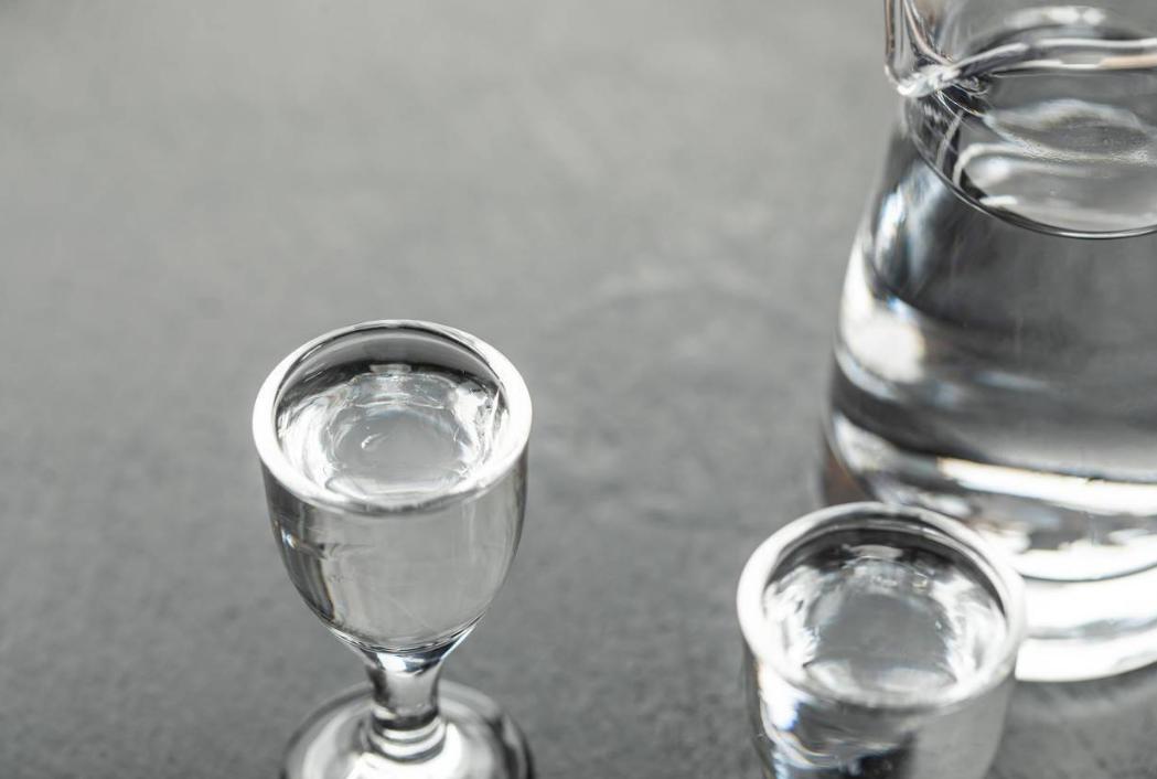 假冒伪劣的酒怎么这么多,市场上的酒百分之九十都是假酒