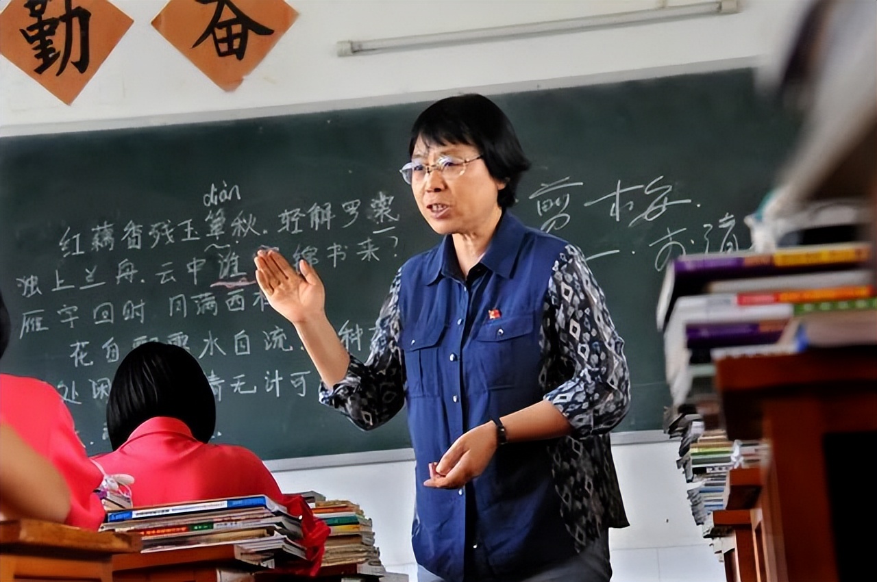 毕业后收入最高的十大职业,国内比较赚钱的十大职业