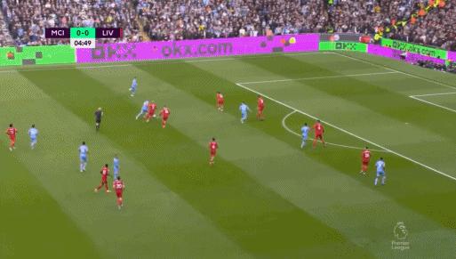 战术复盘曼城VS利物浦：最顶级对决！瓜帅又玩花活渣叔稳出大招