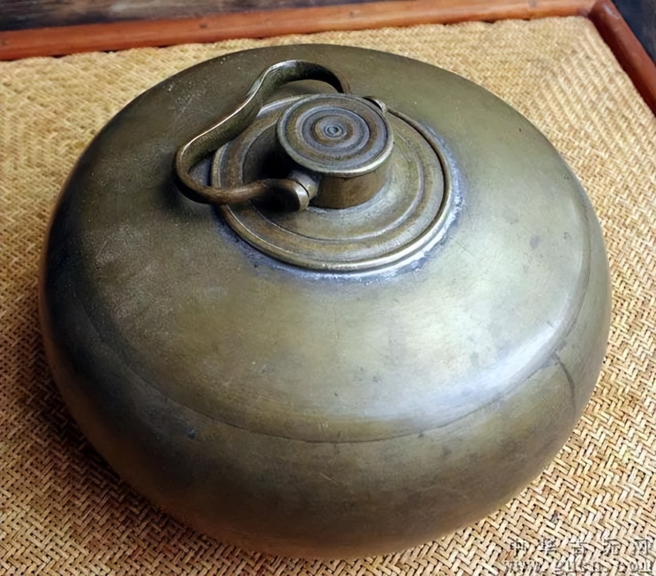 比高领毛衣取暖花样多，马克龙更应引入红楼梦、琅琊榜等古装剧