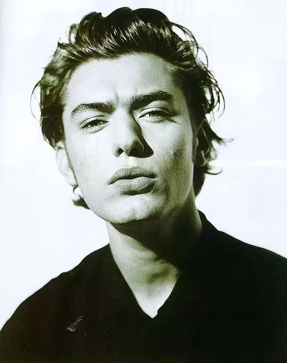 这个男人有点妖孽最新章节,这个男人太妖孽漫画全集