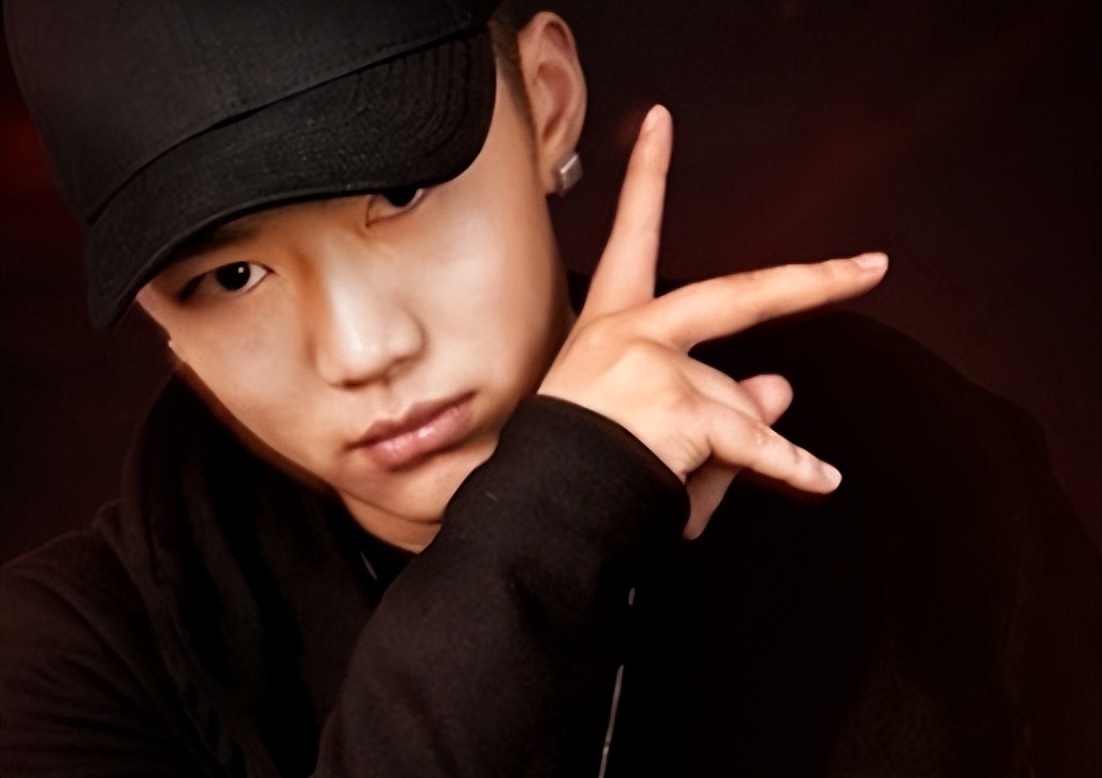 复出不到24小时账号封禁，PGONE发长文回应:求求放过我的音乐!