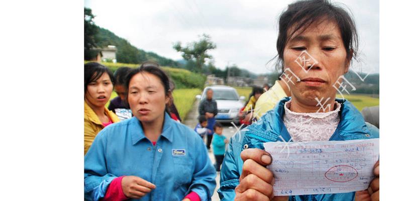 大年初一孙子收到空红包，爷爷奶奶的处理方式各不同，结局大反转