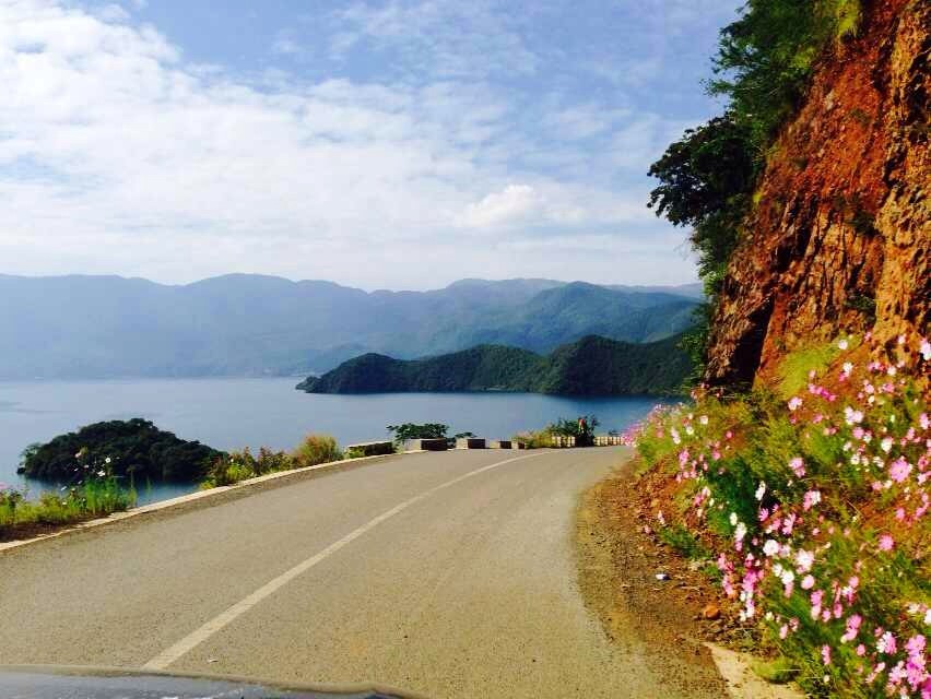 结伴自驾游费用怎样分配,结伴自驾游需考虑哪些费用