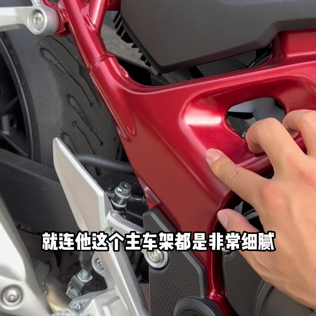 本田cb750跟ktm790对比,本田cb750爆改caferacer