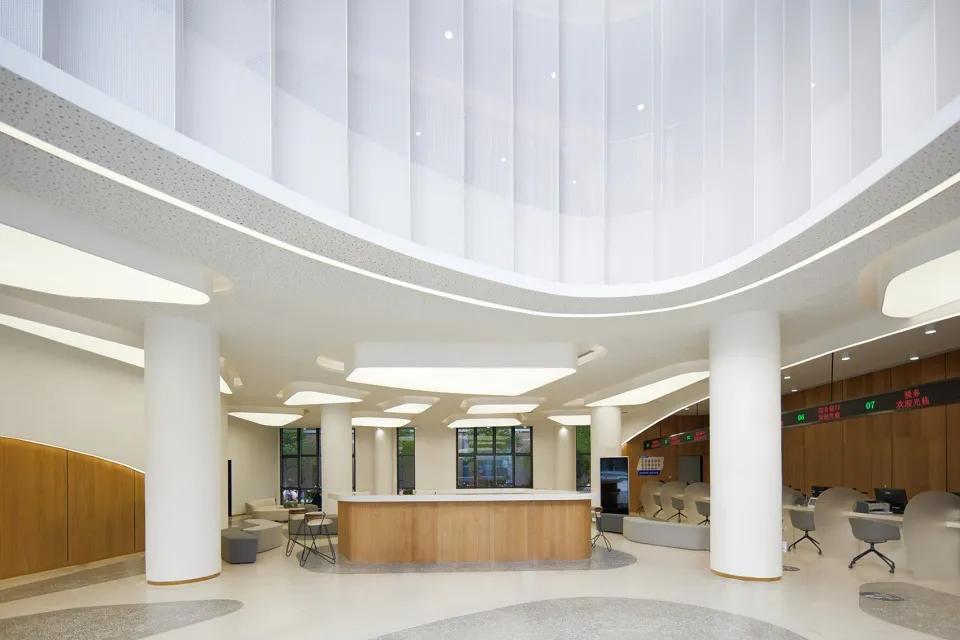 亚洲照明设计师协会丨光影下的冲孔板，金属界的颜值担当