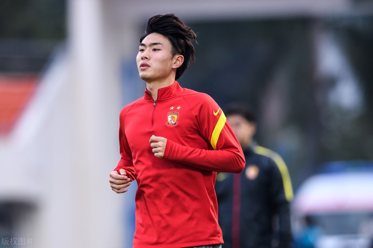 哪里可以看到广州足球队比赛,中国足球u21联赛广州队