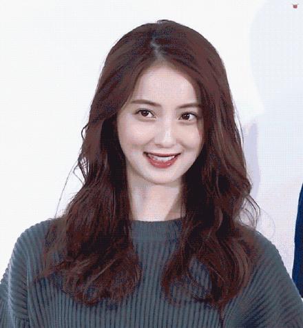 韩国女星宋智雅发视频道歉,宋智雅为穿假货道歉原视频