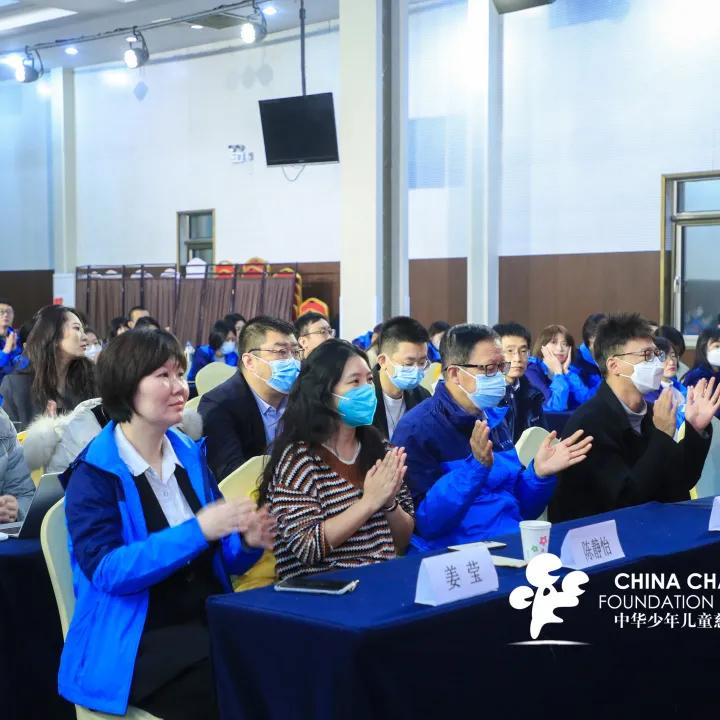 鏂伴椈骞翠細,浣撹偛鏂伴椈骞翠細