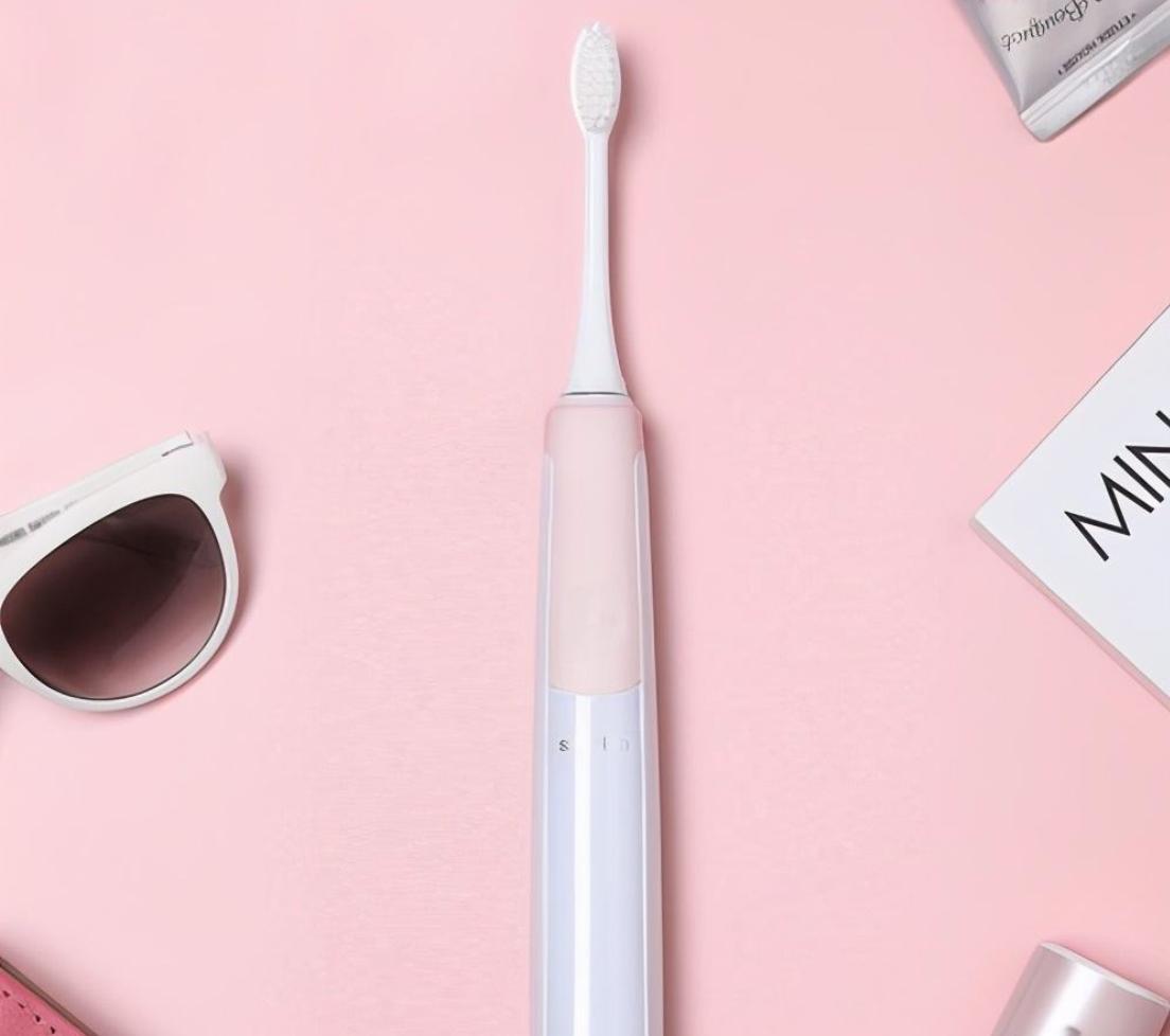 usmle电动牙刷和华为电动牙刷,飞利浦牙刷和usmile电动牙刷