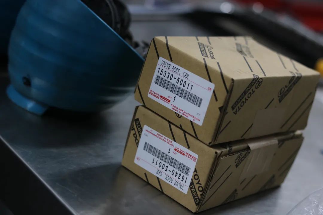 大哥12万买2005年售价100万的凌志LS430，含泪又花10万翻新才能开