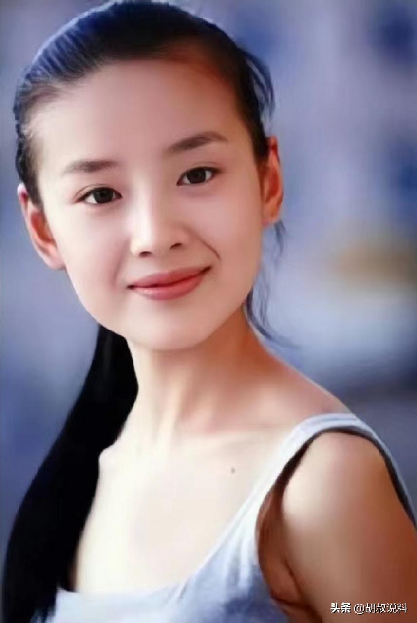 43岁董洁直播,43岁董洁直播带货评论区大翻车