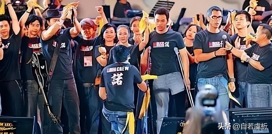 刘德华长盛不衰四十年的真相,刘德华为何年纪大了还拼命赚钱