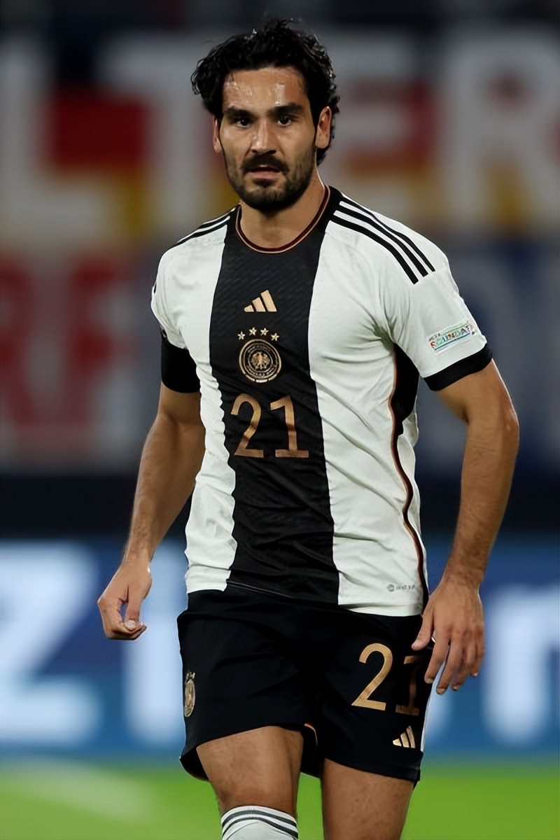 姆巴佩同期数据与梅西c罗对比,22年世界杯梅西和姆巴佩数据对比