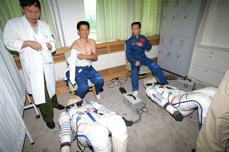 *队军**最高荣誉，他们当之无愧！致敬“八一勋章”获得者