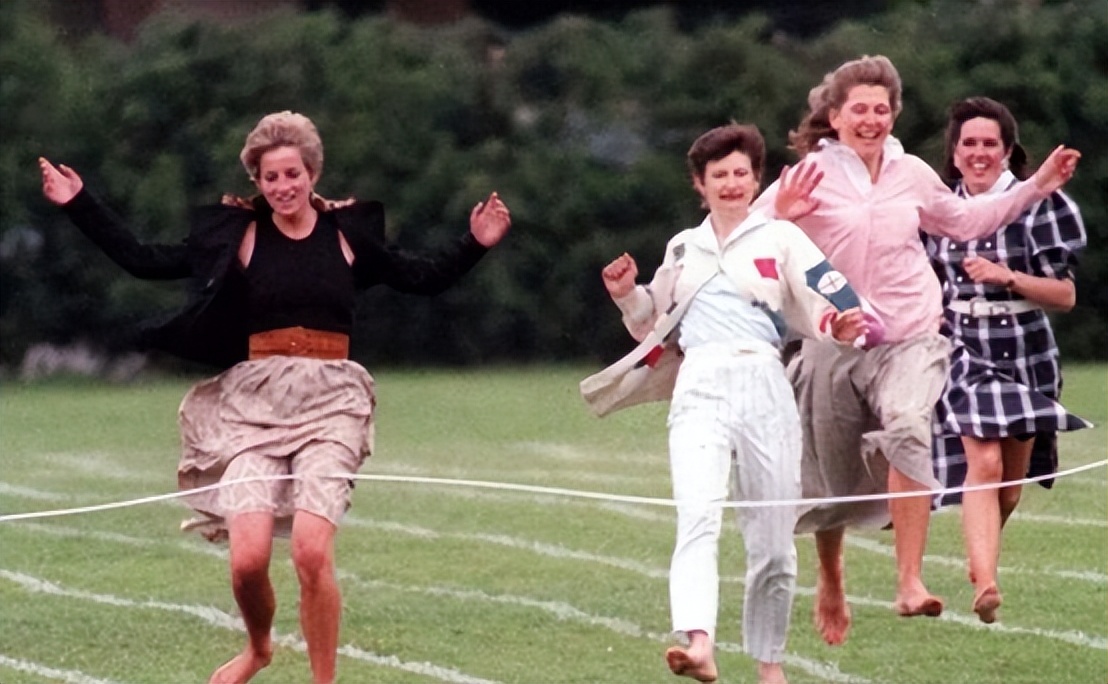 凯特王妃对戴安娜的态度,梅根想要戴安娜的蓝宝石订婚戒