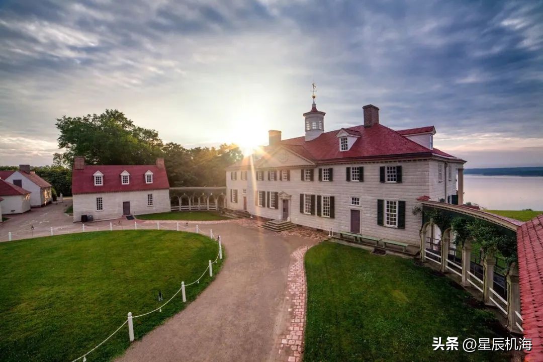 67岁的美国国父华盛顿被放血、涂抹*药春**、灌肠、喂泻药，受尽折磨