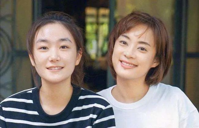 娱乐圈隐藏太深的十对亲姐妹,共闯娱乐圈的15对明星亲姐妹