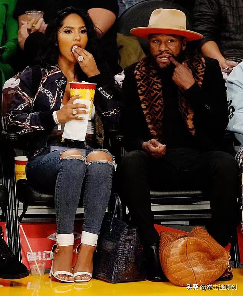 梅威瑟和新女友,拳王梅威瑟与女友高调亮相