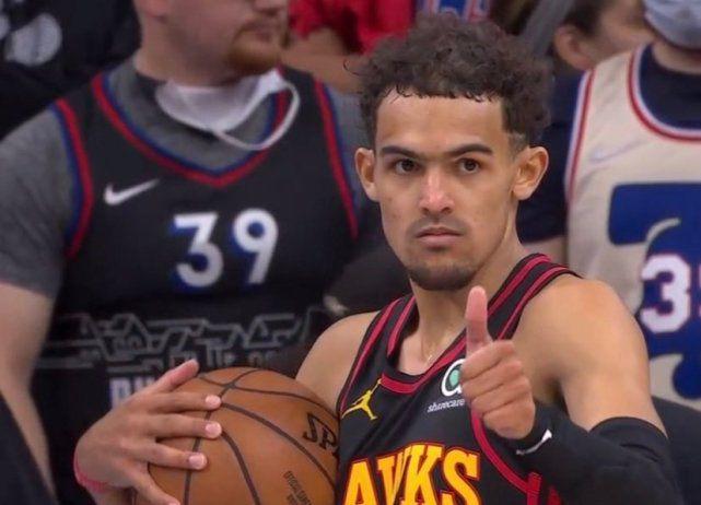 纽约球迷骂特雷杨视频原字幕,纽约球迷骂特雷杨视频