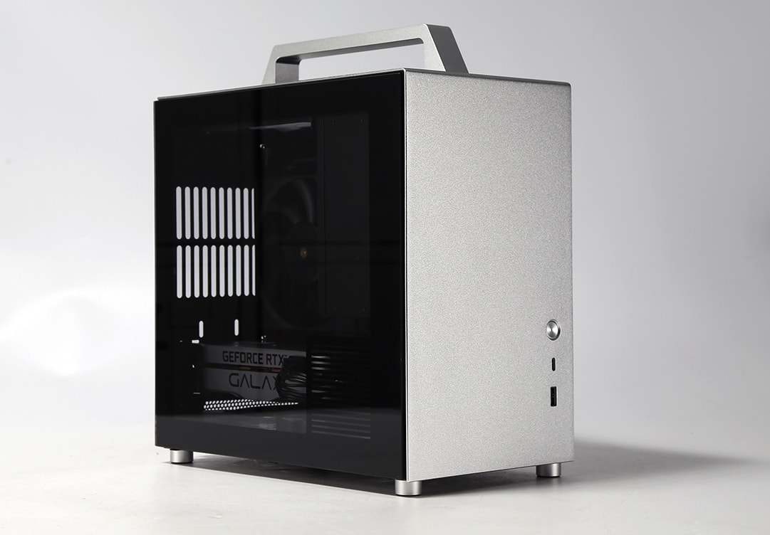 乔思伯新款itx机箱,乔思伯t8itx机箱该怎么配