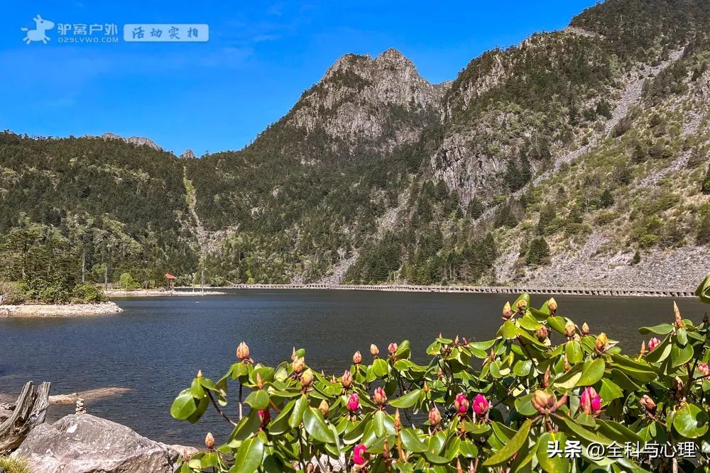 四川大凉山温泉瀑布视频,四川大凉山螺髻山温泉瀑布