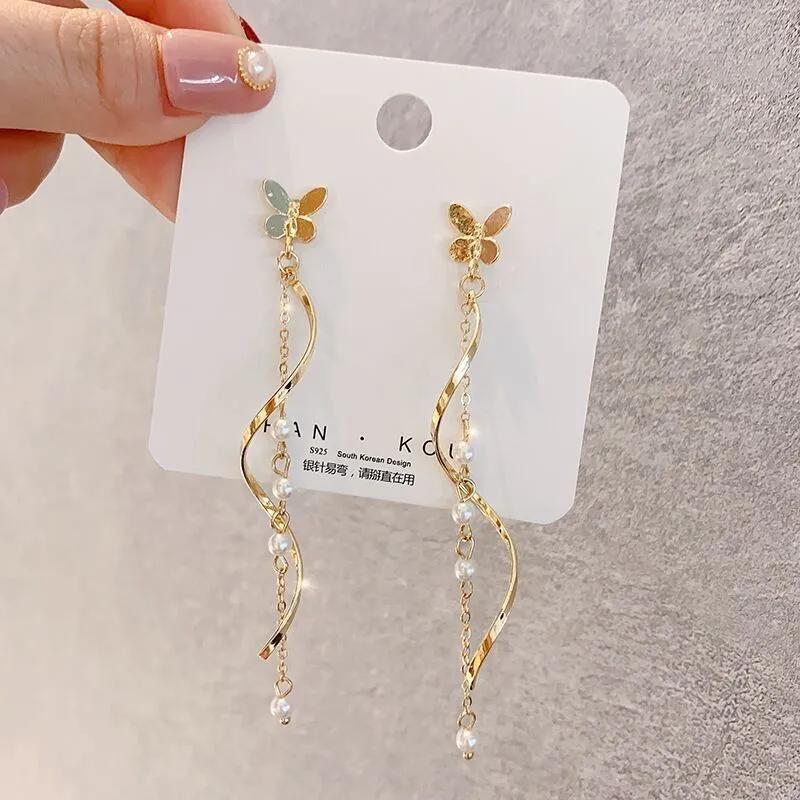 今饰缘妃家的耳饰