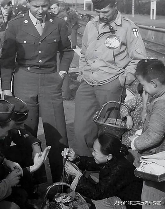 二战美军散兵坑中的伙食,二战伙食记录