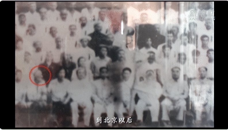 73岁高龄的库尔班：带百斤馕，骑毛驴从*疆新**去见毛主席，结局如何