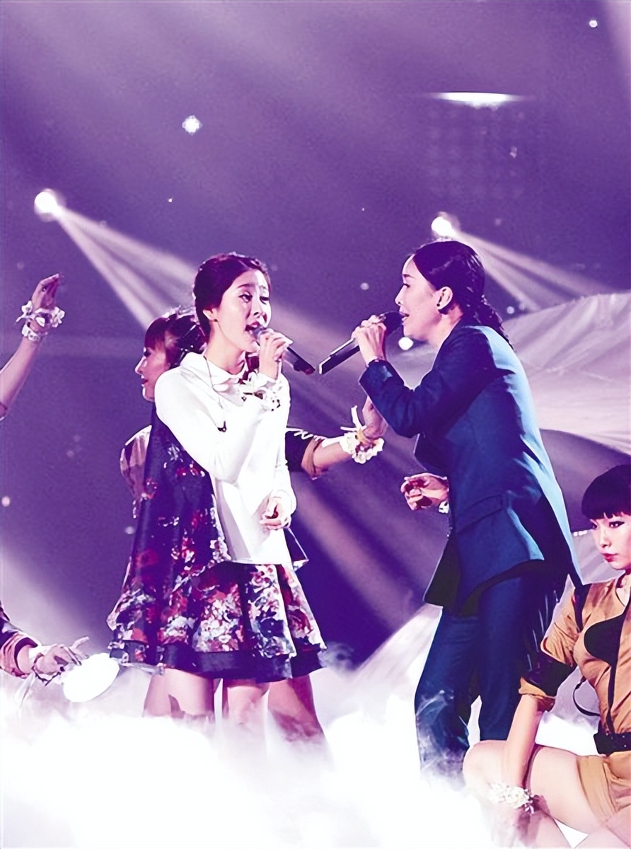 张碧晨曾经和华晨宇是什么关系,张碧晨个人资料华晨宇