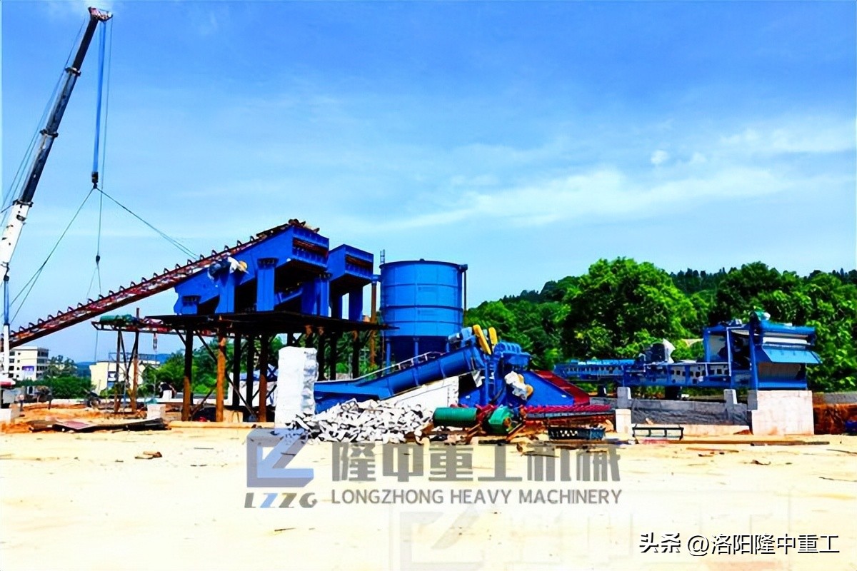 洗砂泥浆脱水设备厂家有哪些,洗沙场泥浆处理用什么设备呢