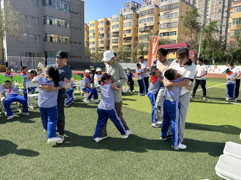 籽籽同心童心向党舞蹈,籽籽同心小学生演讲视频