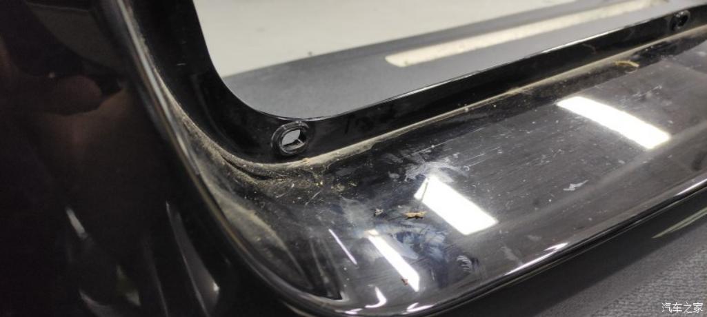 青岛奔驰商务威霆改装联系方式,威霆改装迈巴赫内饰