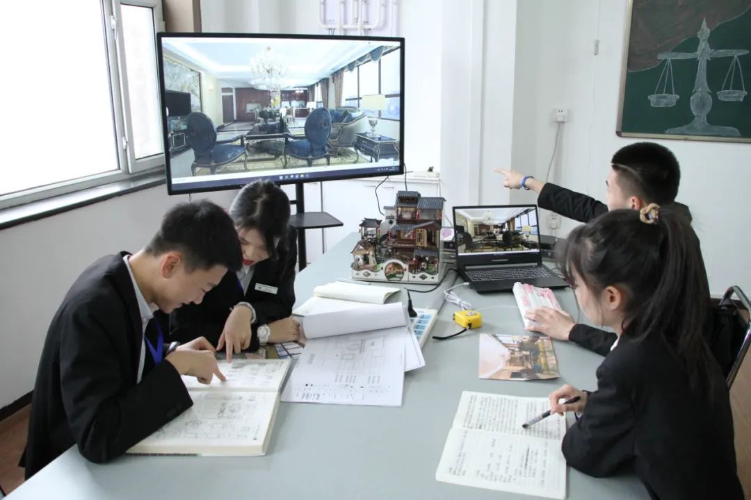 中学生上中职选什么专业好,初中毕业上内职最好的专业有哪些