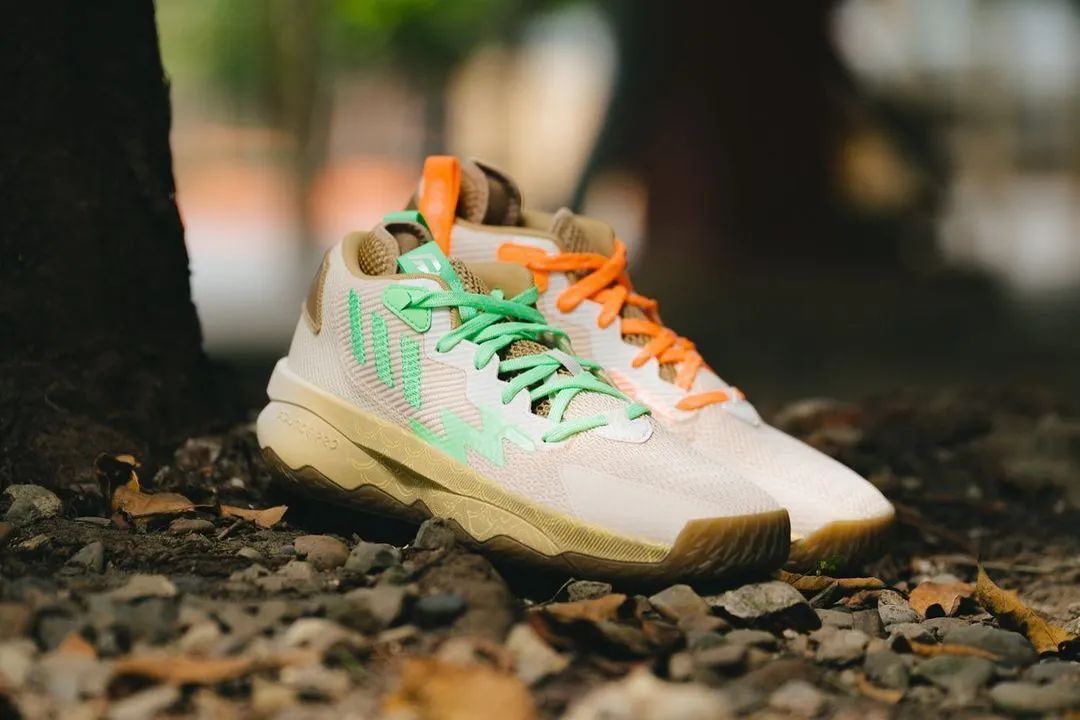 阿迪达斯四百左右板鞋,阿迪四神兽球鞋