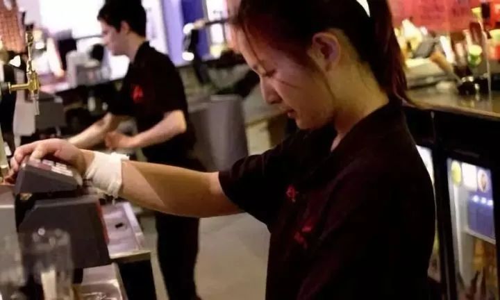 在澳洲留学一年要多少生活费,在国外留学父母不知道的事