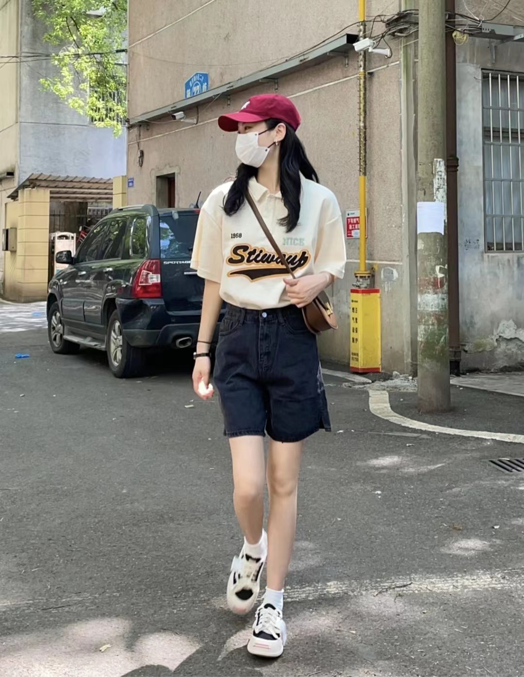 夏天七分短裤配什么上衣,夏天男生黑色短裤搭配什么上衣