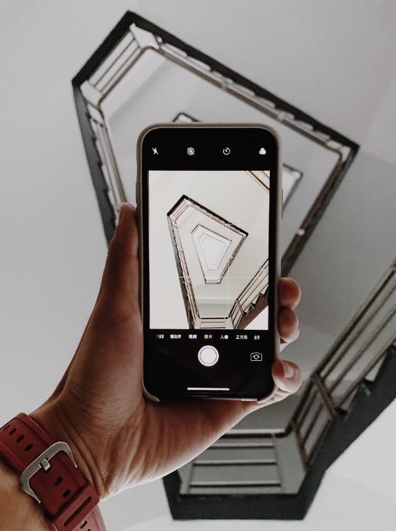 安卓旗舰和苹果日常用起来的差距,安卓旗舰机与苹果手机还有差距吗