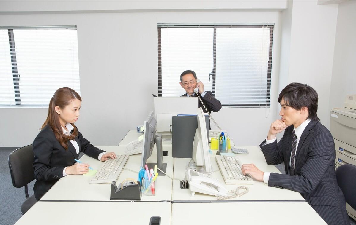 大叔创业亏百万靠帮人省钱逆袭,大叔坚持养殖创业4年