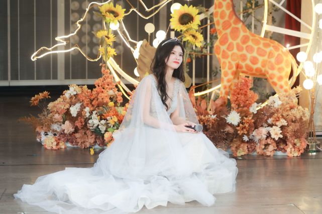 snh48林思意毕业完整版,snh48林思意的表演