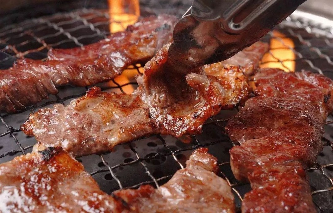 牛肉是致癌还是营养,牛肉是好还是坏吃多是否会致癌