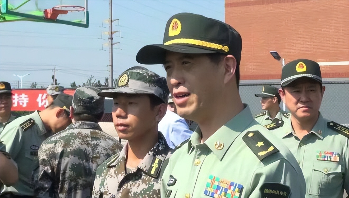 这些单位不隶属任何军种,也不属于*警武**,但都具备军人地位