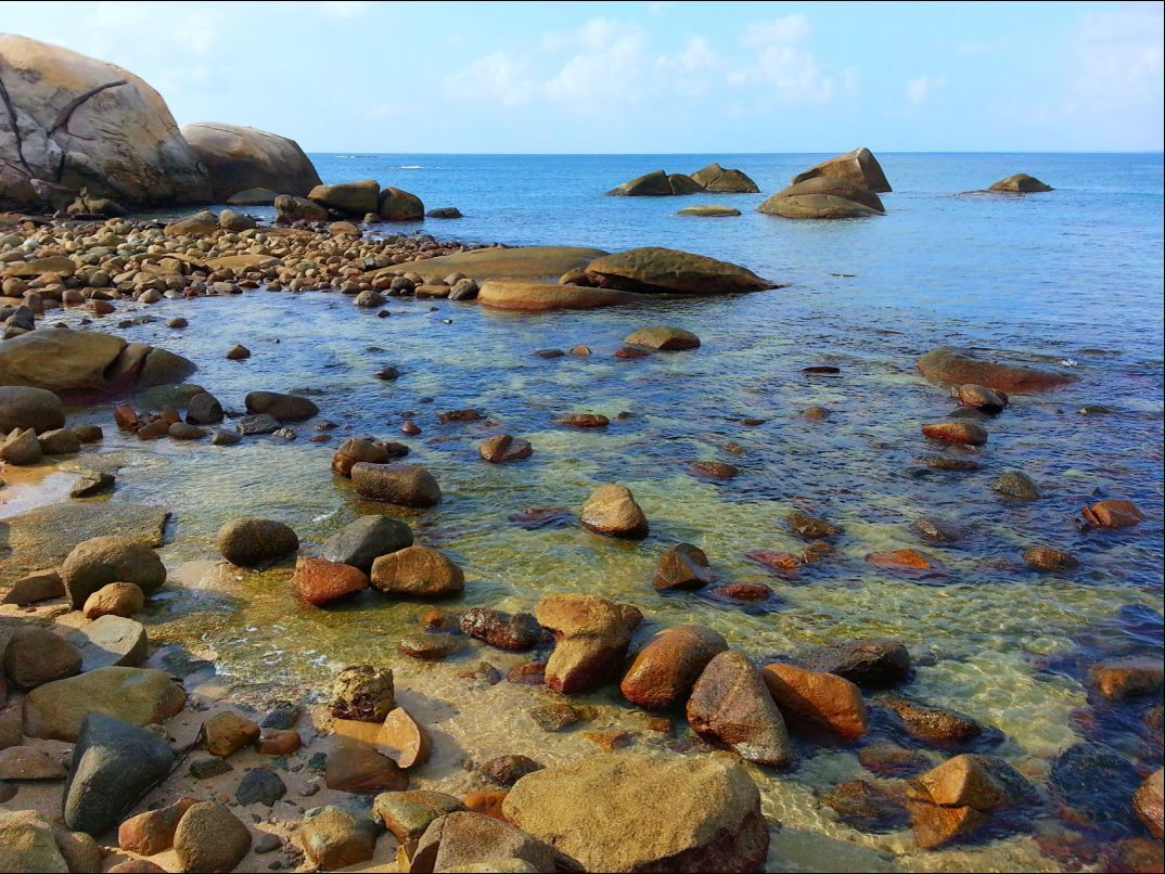 海南东海岸全攻略,海口万宁三亚的景点推荐