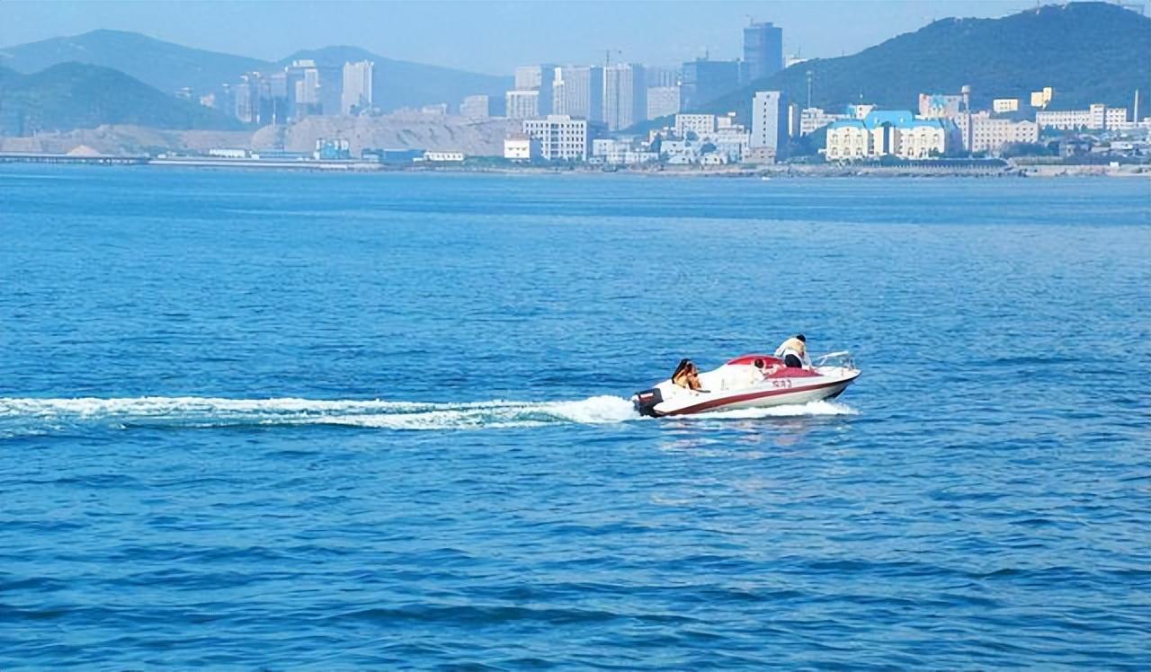 夏季海滨旅游城市排行,海滨小城的夏天是风景优美的地方
