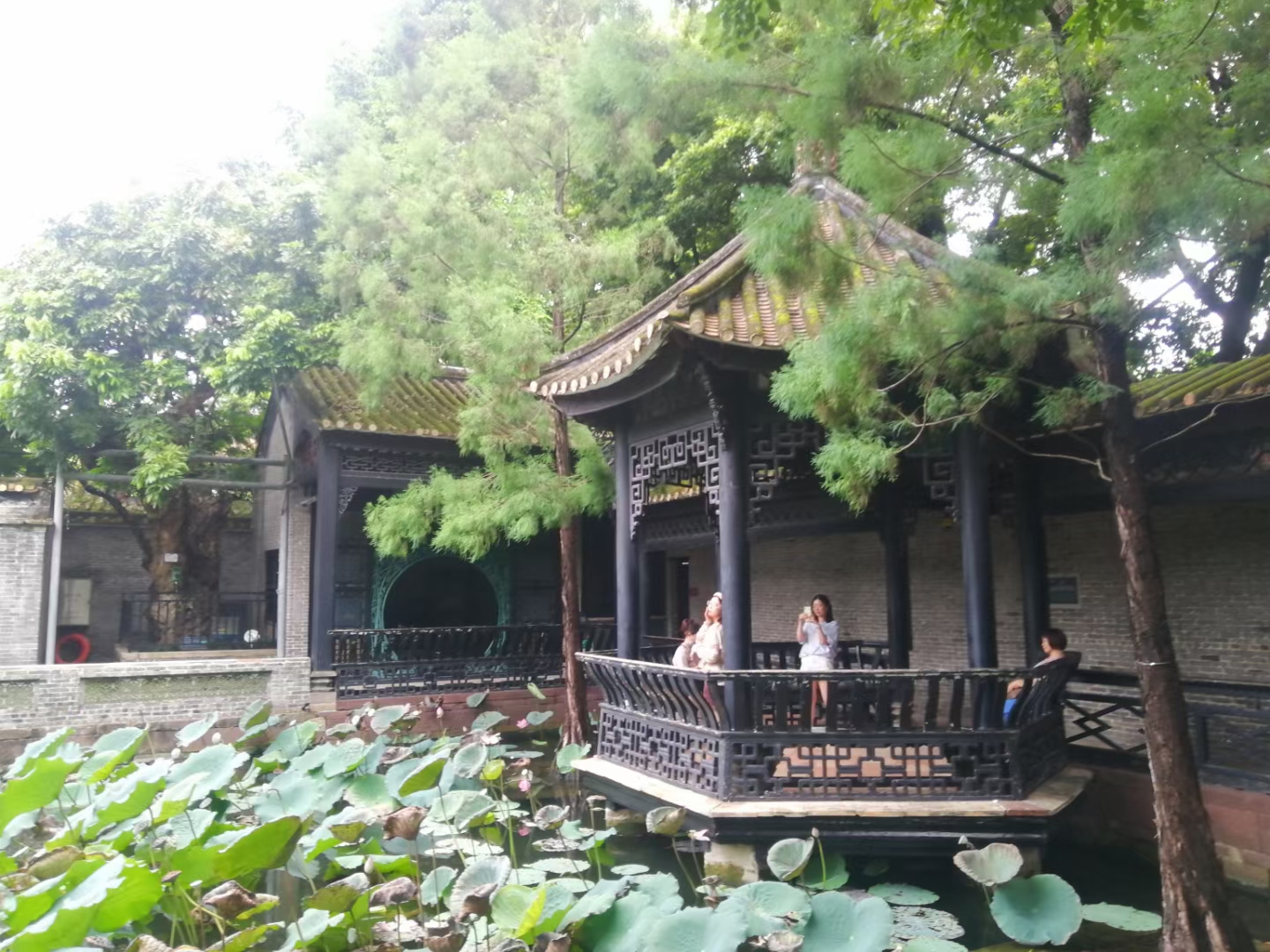 周末不知道去哪玩坐地铁,周末不知去哪里玩