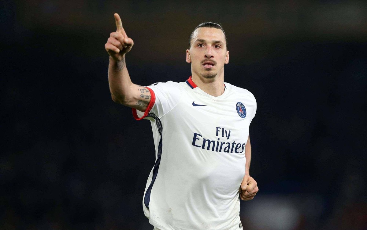 伊布宣告退役，“逼王”选择坦然下山